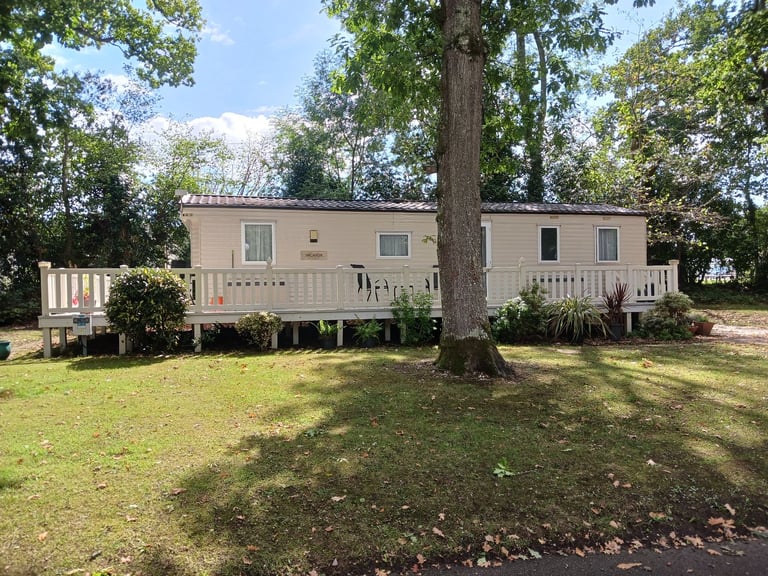 Static Caravan Sited On Hoburne Bashley, Hampshire 