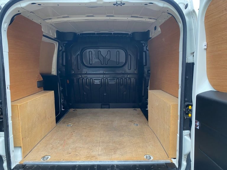 2018 Vauxhall Combo 2000 1.3 CDTI 16V 95ps H1 Van Euro 6 [Start Stop] PANEL VAN DIESEL Manual