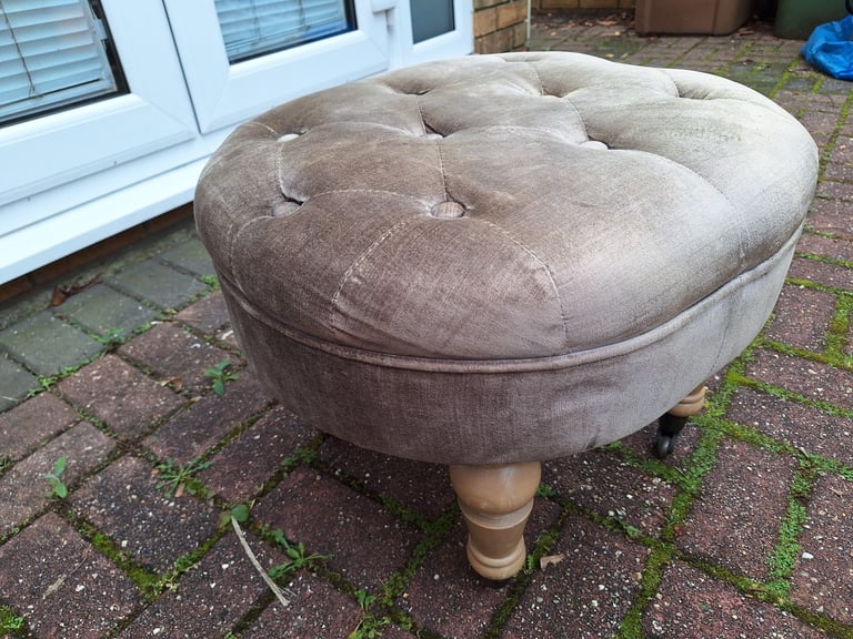 Foot stool 