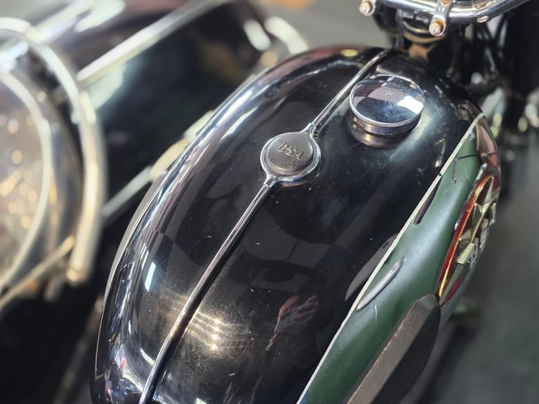 1969 BSA THUNDERBOLT 650 GARRARD WATSONIAN SIDECAR BARN FIND