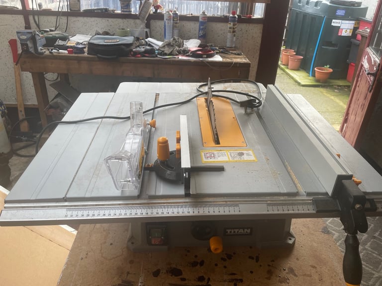 Titan 10” table saw