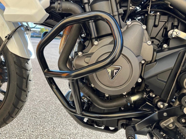 TRIUMPH TIGER 800 XRX- LOW MILEAGE 2018