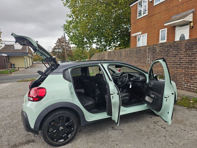 Citroen, C3, Hatchback, 2017, Manual, 1199 (cc), 5 doors