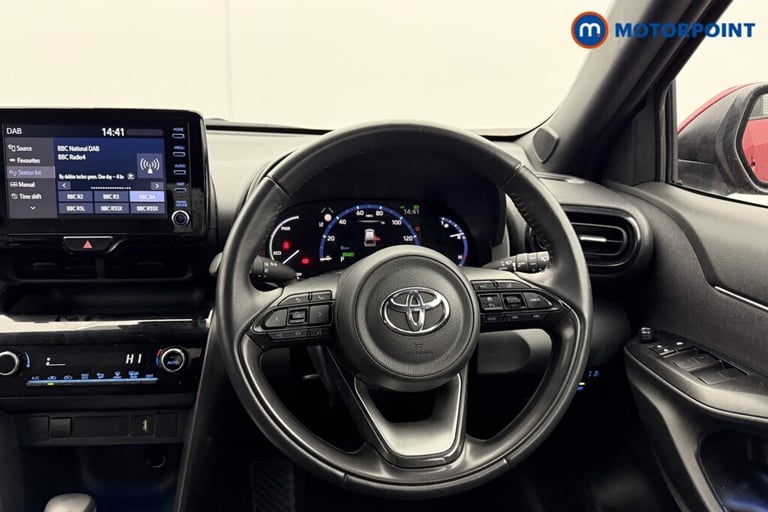 2024 Toyota Yaris Cross 1.5 Hybrid Design 5dr CVT Estate Hybrid Automatic