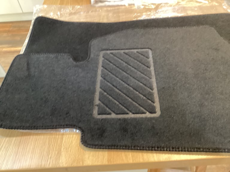 Brand new Car Mats for 2007 Z4 motor car
