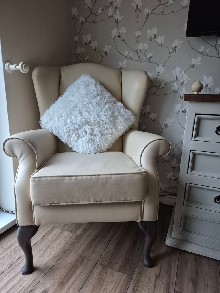 Queen Anne chair 