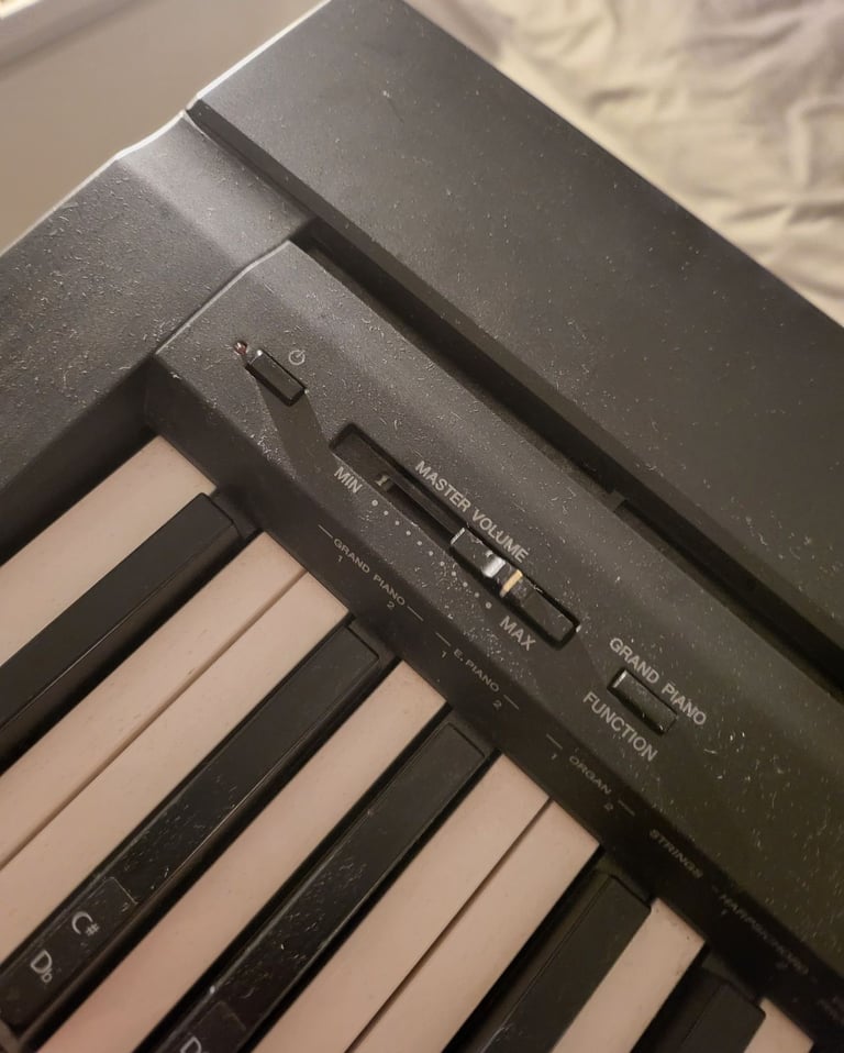 Yamaha keyboard p45