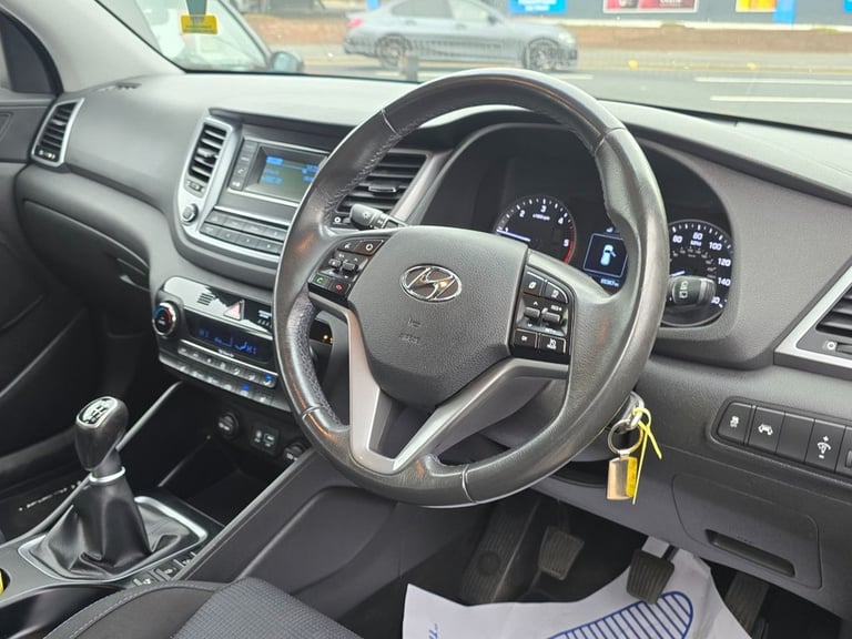 2015 Hyundai TUCSON 1.7 CRDi Blue Drive SE SUV 5dr Diesel Manual Euro 6 (s/s) (116 ps) ESTATE Die...