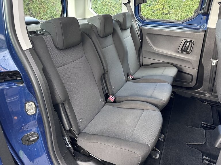 2019 Vauxhall Combo Life Turbo Design MPV Petrol Manual
