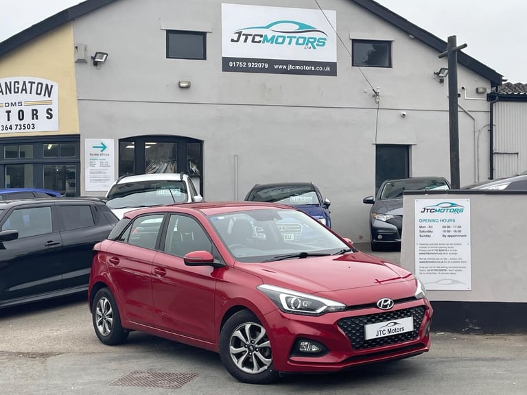 image for HYUNDAI I20 1.2 MPi SE 5dr Man, petrol, red + full service history 2018