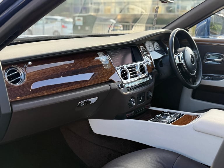 Rolls-Royce Ghost 6.6 V12 Auto Euro 5 4dr