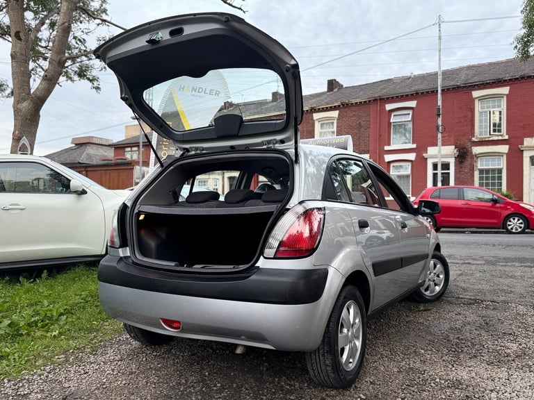 2009 Kia Rio 1.4 Chill 5dr HATCHBACK Petrol Manual