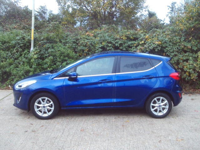2017 Ford Fiesta 1.0 EcoBoost Zetec 5dr Blue 54k Miles FSH Years MOT Warranty HATCHBACK Petrol Ma...