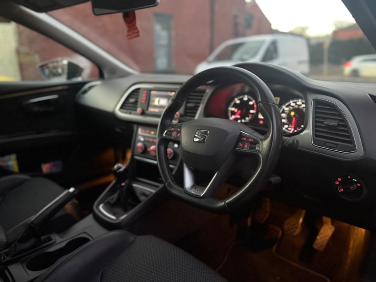 SEAT LEON FR SPORT TECHNOLOGY PACK ESTATE 2014 