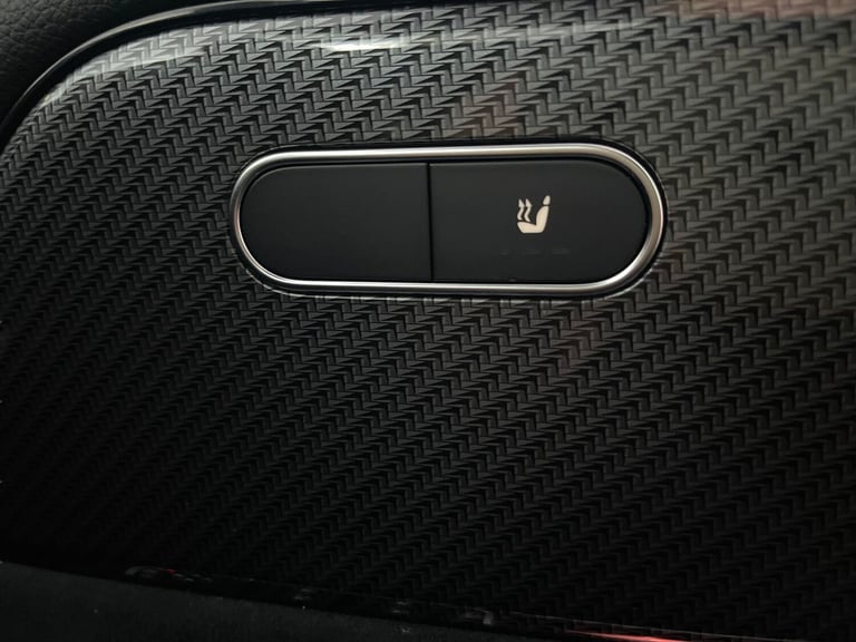 2022 Mercedes-Benz GLA GLA 200 AMG Line Executive 5dr Auto HATCHBACK PETROL Automatic