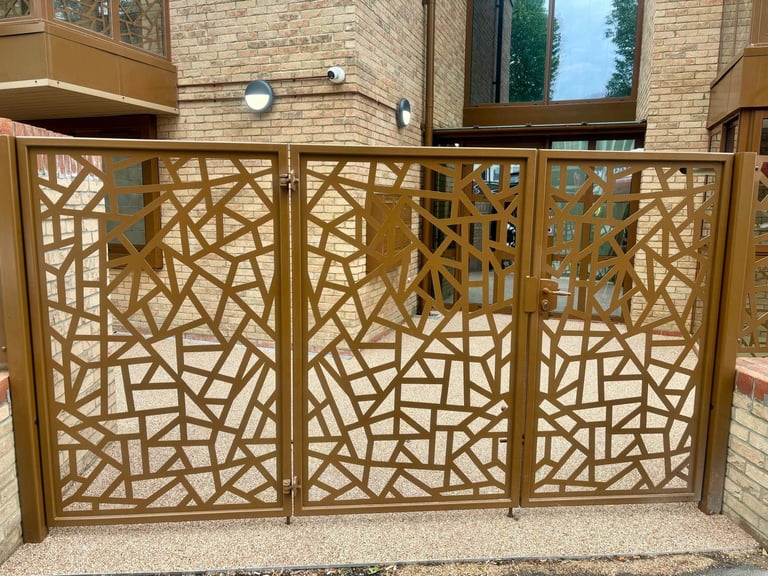 Steel Gates, Sliding Gates, Balustrades, Railings & Barriers – Installation Available