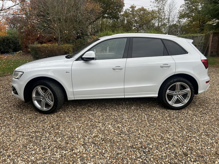 AUDI Q5 2.0 TDI S line Plus 2016