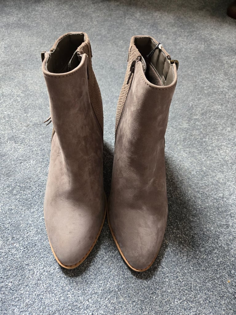 image for Ladies Boots