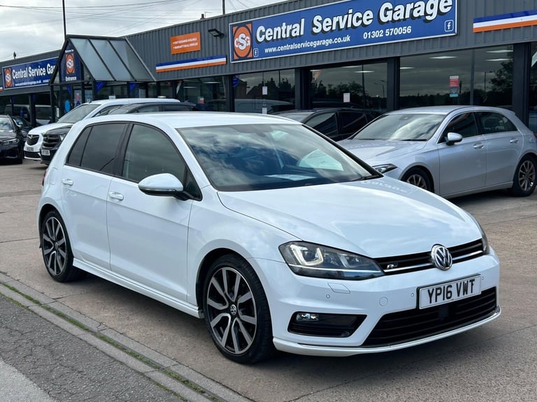 image for 2016 Volkswagen Golf 2.0 TDI R-Line 5dr DSG HATCHBACK DIESEL Automatic