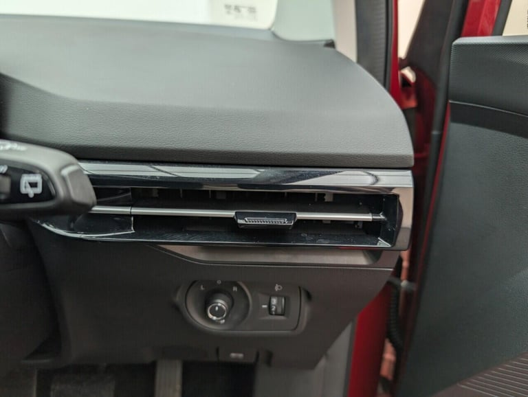 2025 MG MG4 64kWh Trophy Long Range Hatchback 5dr Electric Auto (203 ps) - APPLE CARPLA HATCHBACK...