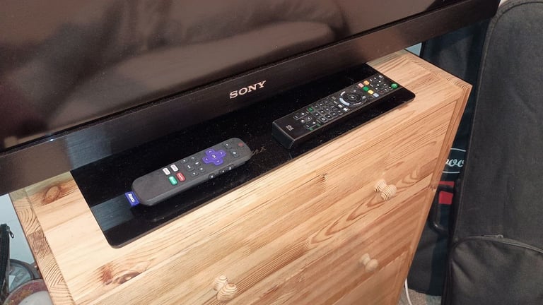 40" SONY BRAVIA Television with ROKU STICK