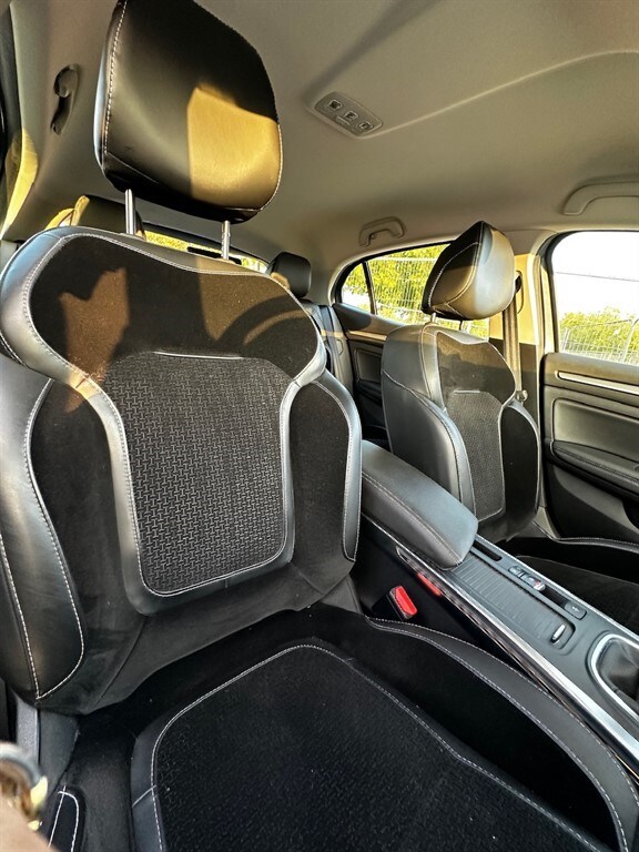 2017 Renault Megane 1.5 dCi Dynamique Nav 5dr HATCHBACK DIESEL Manual