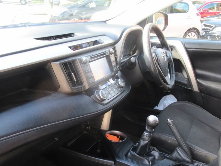 2014 14 TOYOTA RAV4 2.0 D-4D ICON SUV 5DR DIESEL MANUAL 2WD EURO 5 (S/S) (124 PS