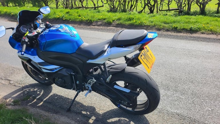 2014 14 SUZUKI GSXR 1000 L4 GSXR1000 SUPERBIKE SPORT BLUE  WHITE HPI CLEAR
