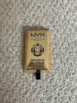 NYX Gold Bar Highlighter Palette