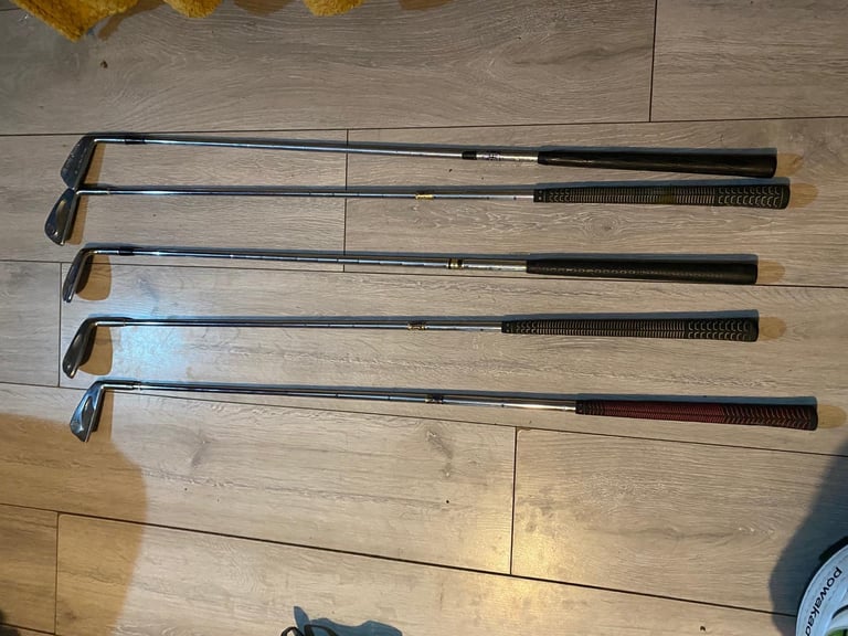 Powakaddy golf bag and clubs 
