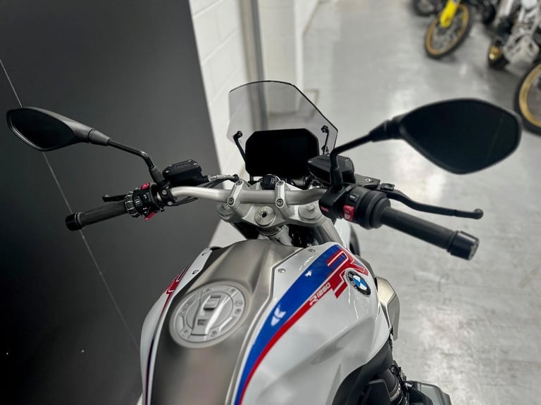 STUNNING LOW MILEAGE 2021/21 BMW R 1250 R SPORT MOTORYCLE 
