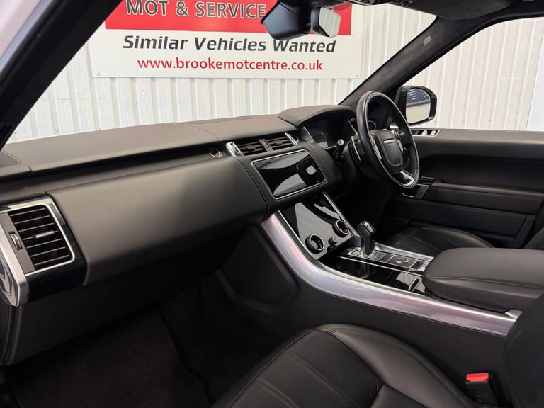 2021 Land Rover Range Rover Sport 3.0 D300 MHEV Autobiography Dynamic Auto 4WD Euro 6 (s/s) 5dr E...