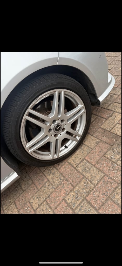 Mercedes-Benz, E CLASS, Saloon, 2010, Manual, 1796 (cc), 4 doors