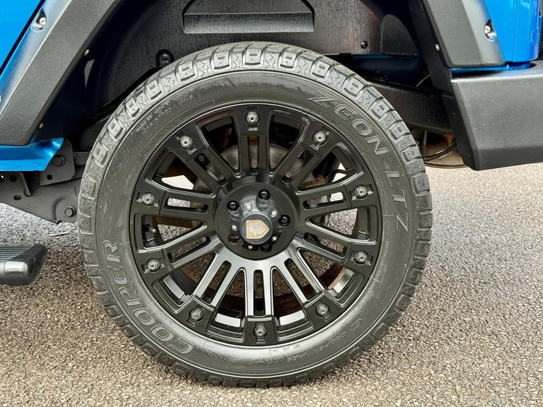 2015 Jeep Wrangler Sahara Auto 2.8 CRD **Deranged Conversion - Low Miles**