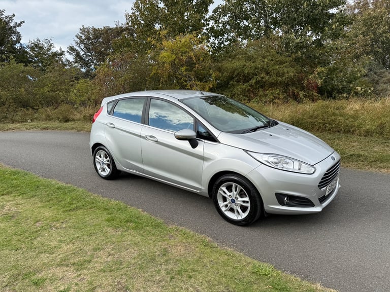 image for Ford Fiesta Zetec 2015