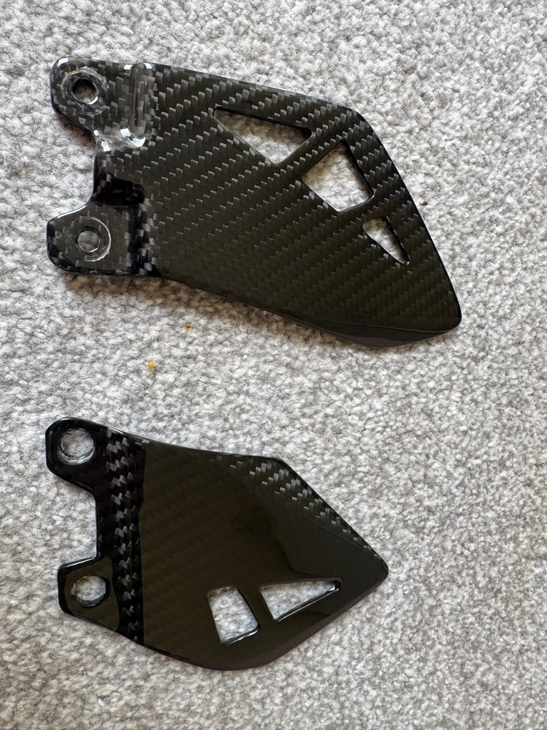 Carbon fibre heel guards ZX10R 2016-2024 