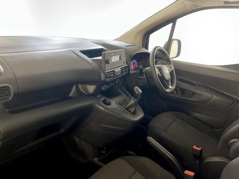 2020 Vauxhall Combo 2300 1.5 Turbo D 100ps H1 Sportive Van PANEL VAN DIESEL Manual