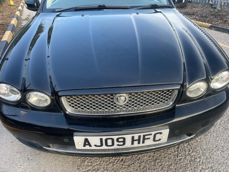 JAGUAR X-TYPE 2.2 D SOVEREIGN 09 REG BLACK 4 DOOR SALOON MOT DECEMBER 12TH 2025 SERVICE HISTORY