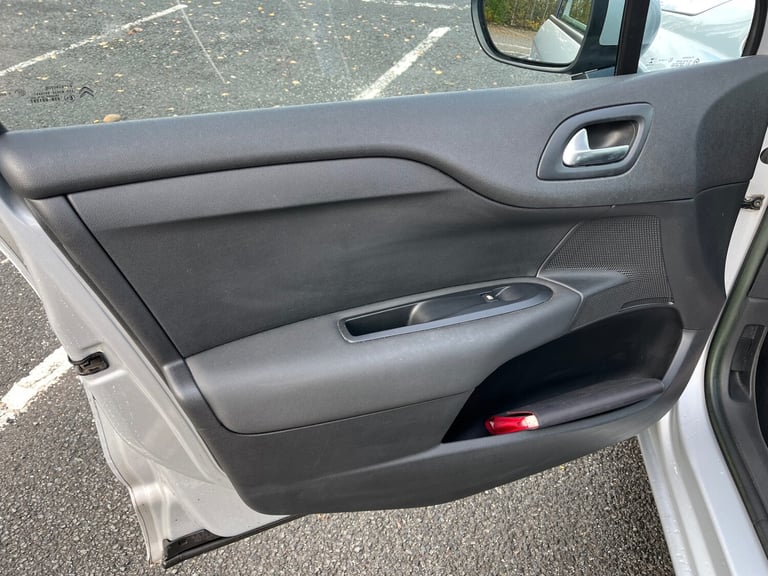 2014 Citroen C4 1.6 HDi VTR 5dr HATCHBACK Diesel Manual