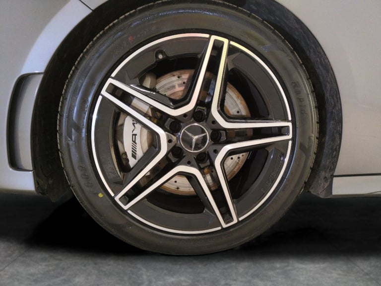 2019 Mercedes-Benz A-Class 2.0 A35 AMG (Premium Plus) Hatchback 5dr Petrol SpdS DCT 4MATIC Euro 6...