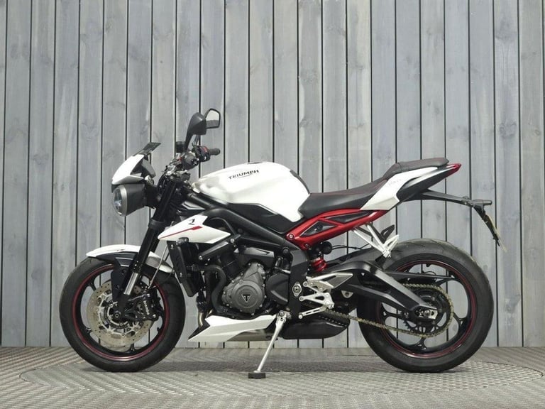 2018 18 TRIUMPH STREET TRIPLE 765 R