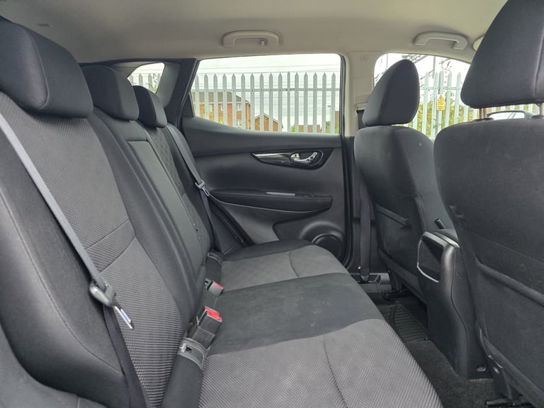 2016 Nissan Qashqai 1.5 dCi N-Connecta 5dr Euro 6 ULEZ CAZ HATCHBACK Diesel Manual