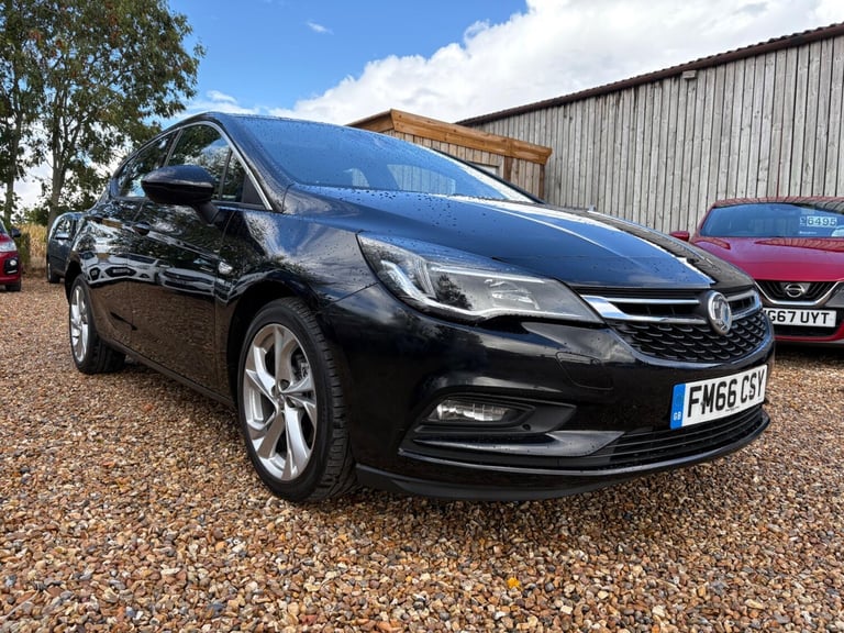 2017 Vauxhall Astra 1.4i Turbo SRi Nav Euro 6 5dr Hatchback Petrol Manual