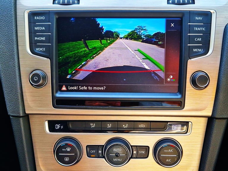 2016 Volkswagen Golf 1.2 TSi DSG Automatic (Low 65,700 Miles) 5dr hatchback. TopSpec . PX OK Hatc...