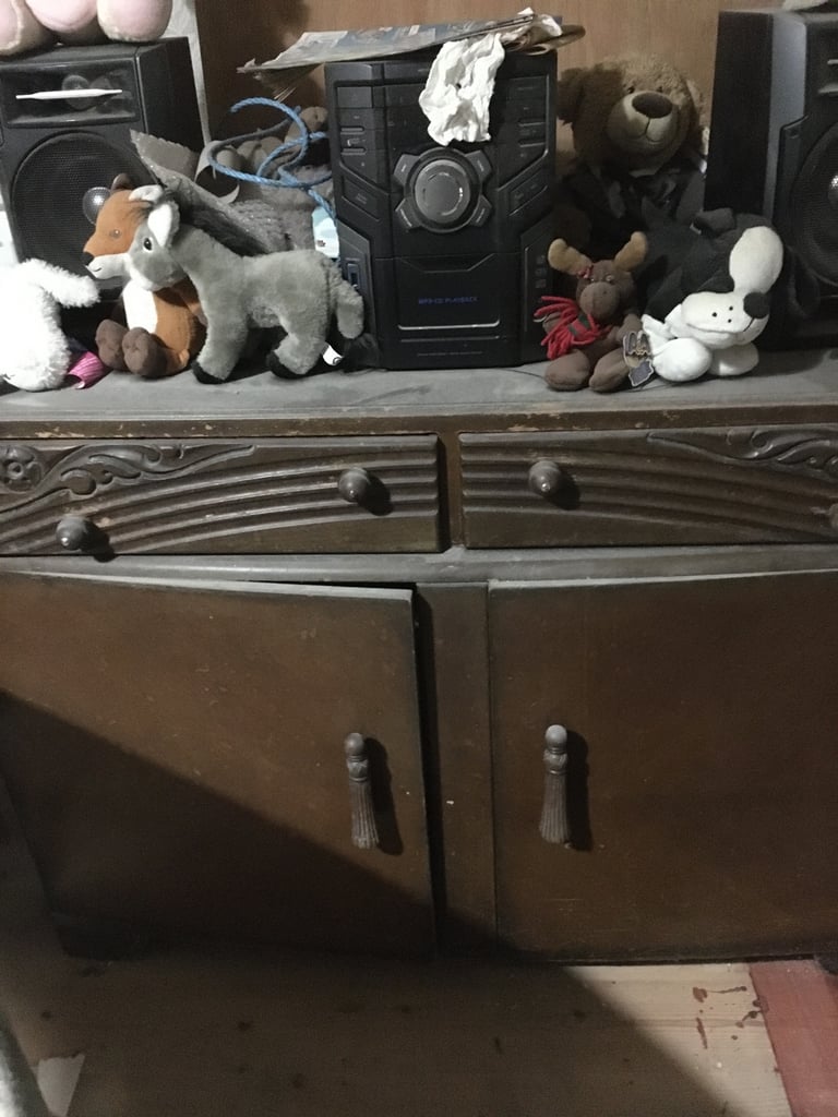 Decent looking cabinet 