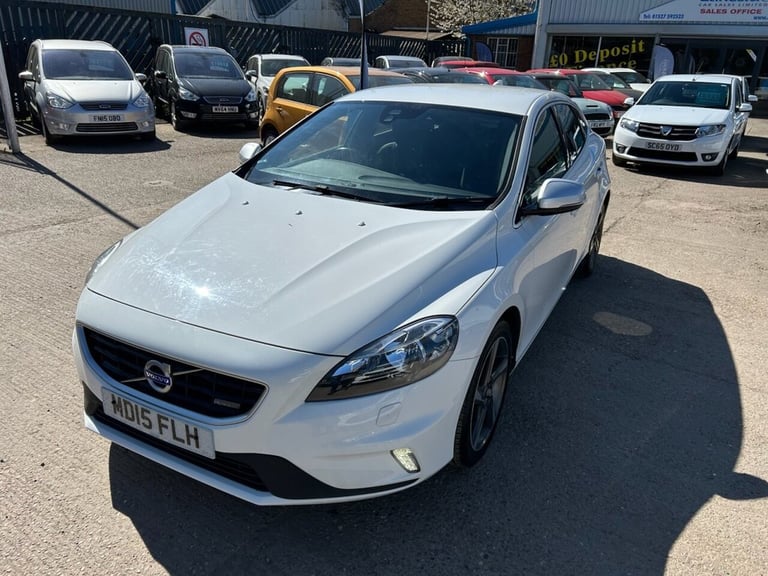 2015 Volvo V40 1.6 T2 R-Design Hatchback 5dr Petrol Manual Euro 5 (s/s) (120 ps) Hatchback Petrol...