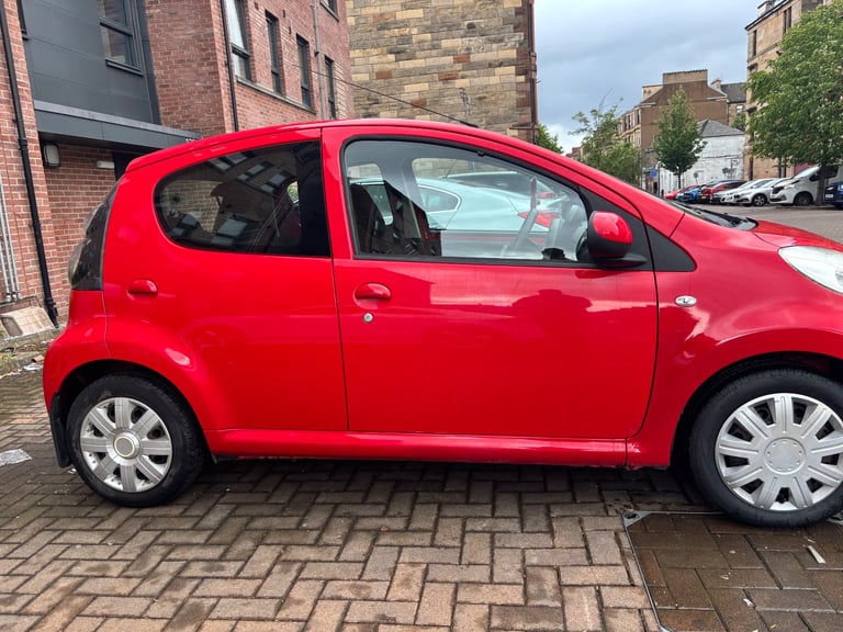 Citroen, C1, Hatchback, 2013, Manual, 998 (cc), 5 doors