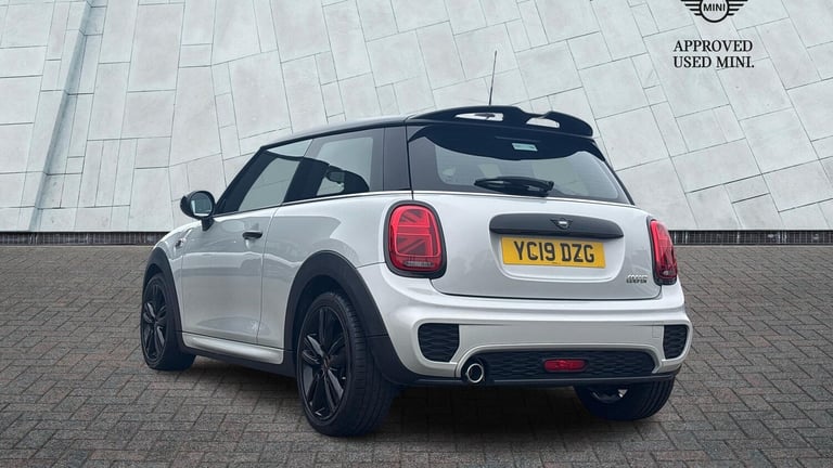 2019 MINI Hatch 1.5 Cooper Sport II 3dr Hatchback Petrol Manual
