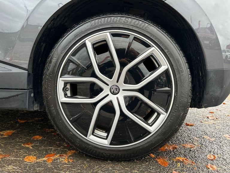 2024 MG MG4 64kWh Trophy Long Range Hatchback 5dr Electric Auto (203 ps) Hatchback ELECTRIC Autom...