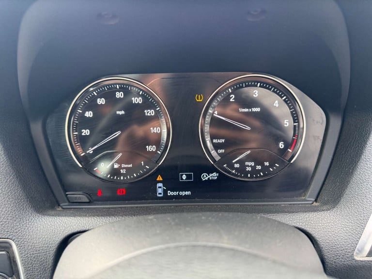 2019 BMW 1 Series 116d SE Business 5dr [Nav/Servotronic] HATCHBACK DIESEL Manual